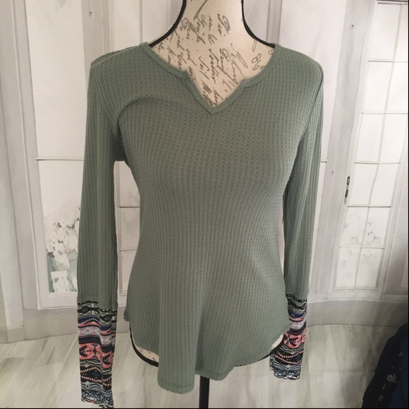 Eye Candy Tops - Eye Candy Green Thermal Boho Juniors Large NWT